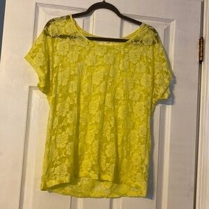 Forever 21 womens top; size medium